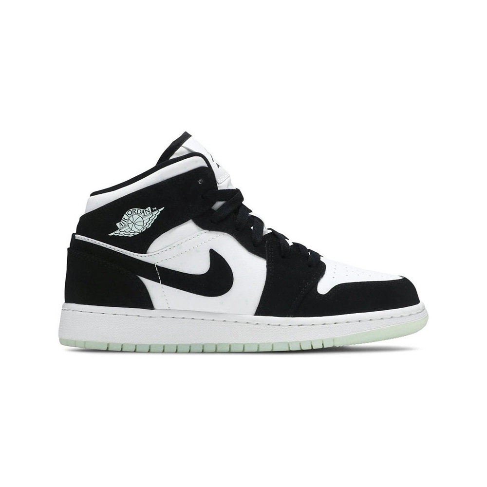 AIR JORDAN 1 MID SE GS GLOW IN THE DARK PANDA BQ6931 103,AIR JORDAN 1 MID,Air Jordan