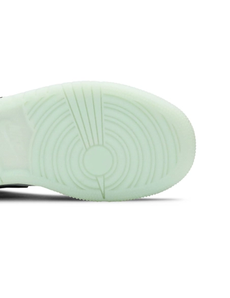 AIR JORDAN 1 MID SE GS GLOW IN THE DARK PANDA BQ6931 103,AIR JORDAN 1 MID,Air Jordan