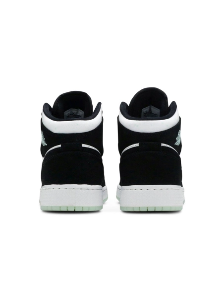 AIR JORDAN 1 MID SE GS GLOW IN THE DARK PANDA BQ6931 103,AIR JORDAN 1 MID,Air Jordan