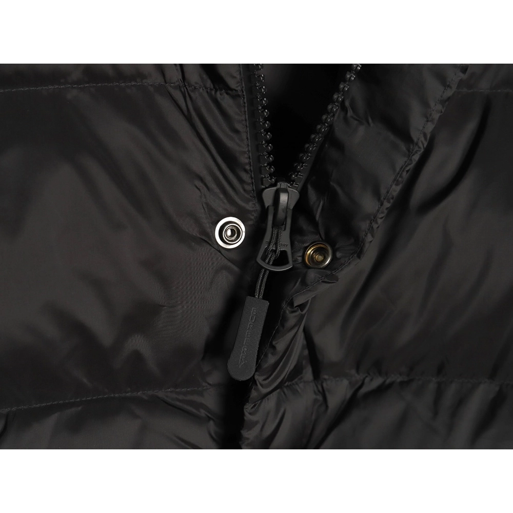 Burberry detachable sleeve down jacket,Burberry