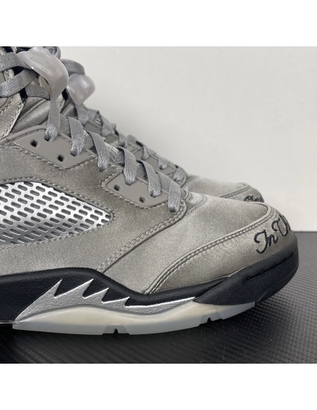 Air Jordan 5 Wings Medium Grey / Black
