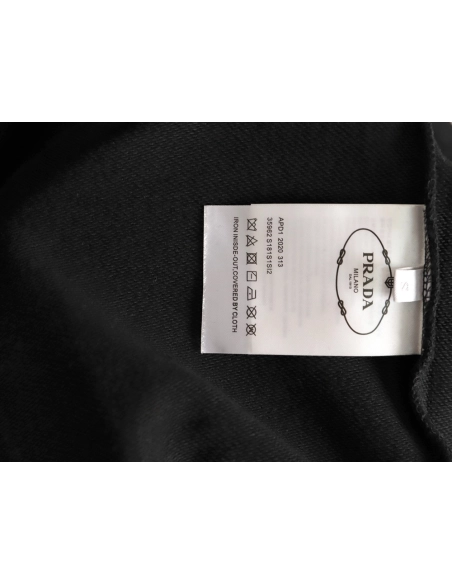 Prada Classic Collar Triangle Logo Nylon Kangaroo Pocket Hoodie TSK1,Prada