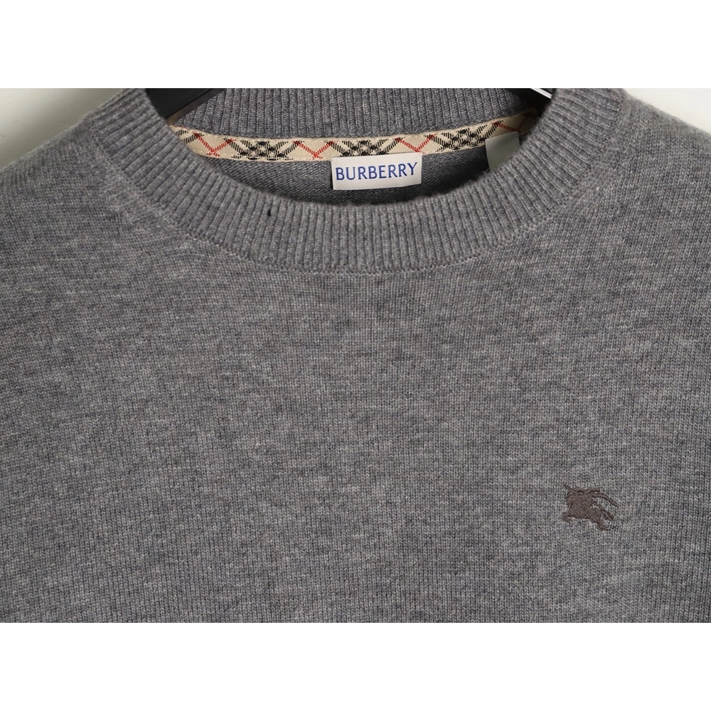 Burberry Warhorse embroidered crew neck knitted sweater,Burberry