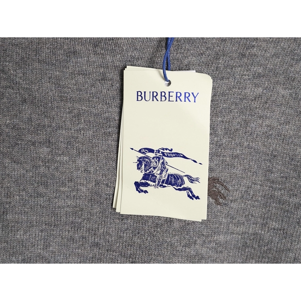 Burberry Warhorse embroidered crew neck knitted sweater,Burberry
