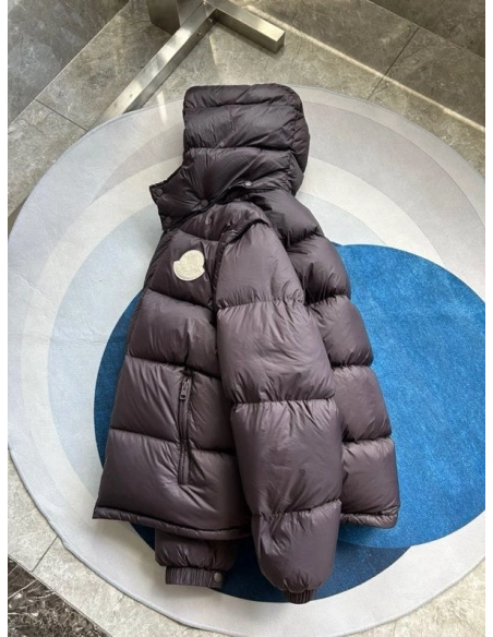 2025 new Moncler Cyclone Hooded Detachable Sleeve Down Jacket Brown