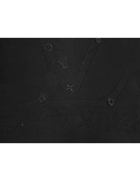 Louis Vuitton logo embroidered crewneck sweatshirt,Louis Vuitton Sweatshirt,Sweatshirt,APPAREL