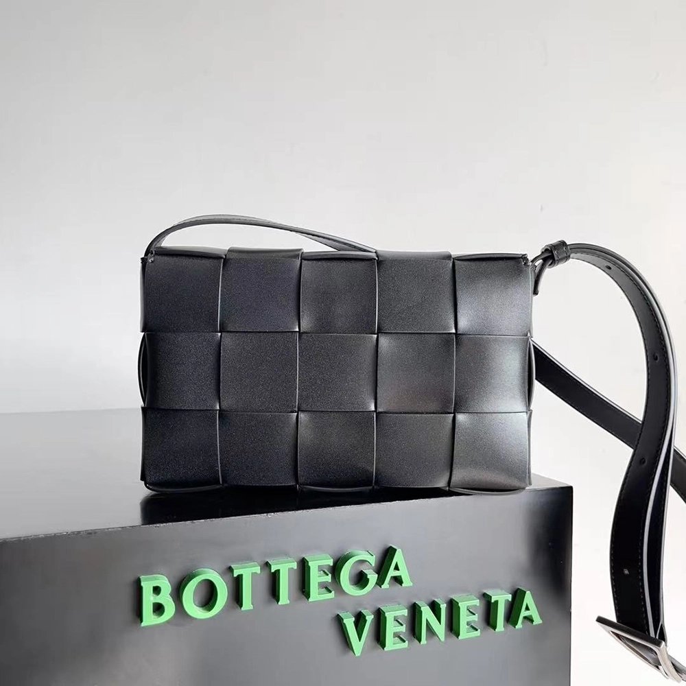 Bottega Veneta Cassette shoulder bags 737950 15X23X5cm,Bottega Veneta bags,BAGS