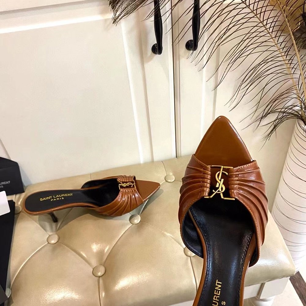 Saint Laurent Babylone mules in smooth leather H:6cm,Saint Laurent Sneakers