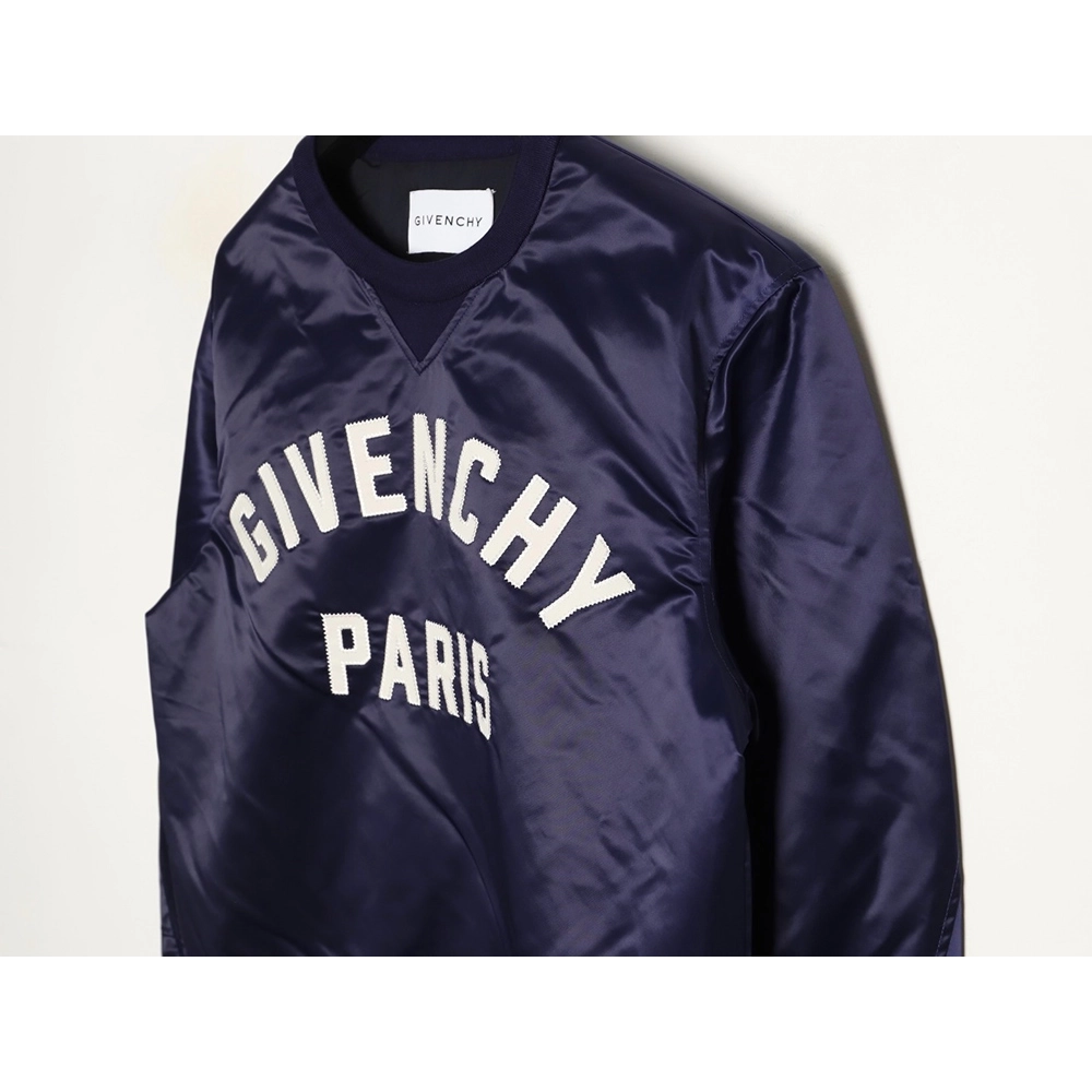 Givenchy Paris applique crewneck sweatshirt,Givenchy Sweatshirt,Sweatshirt,APPAREL