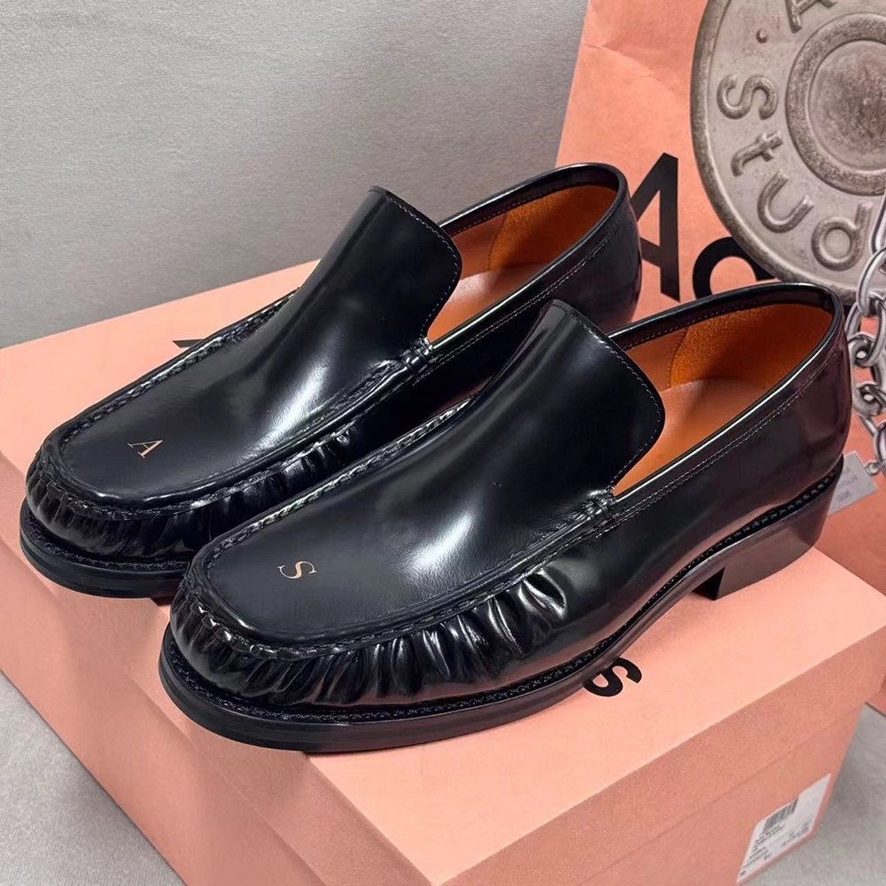 Acne Studios Leather loafers,Acne Studios Shoes,More Brands