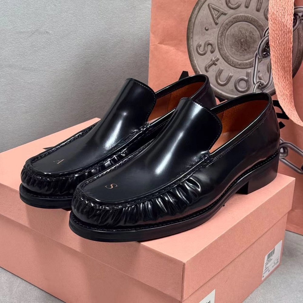 Acne Studios Leather loafers,Acne Studios Shoes,More Brands