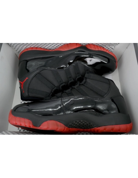 Air Jordan 11 Retro New Black Red