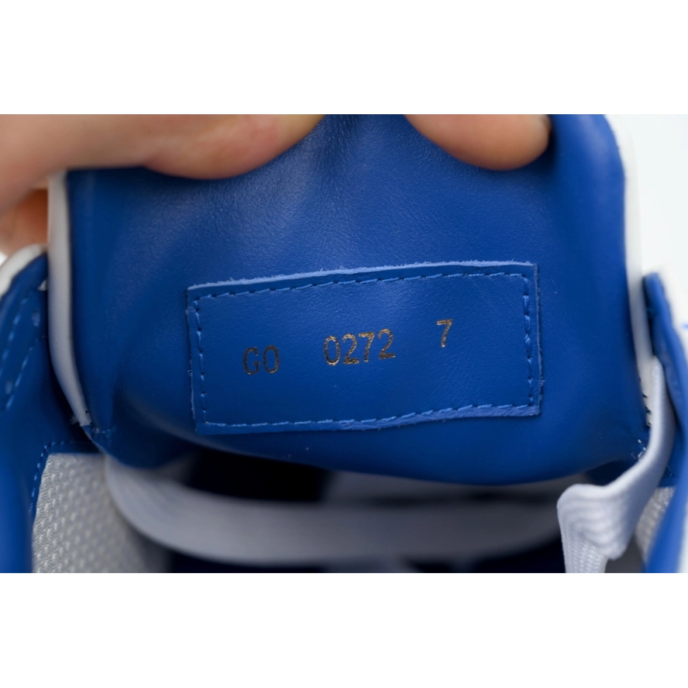 Louis Vuitton Runner White Blue Grid Pattern