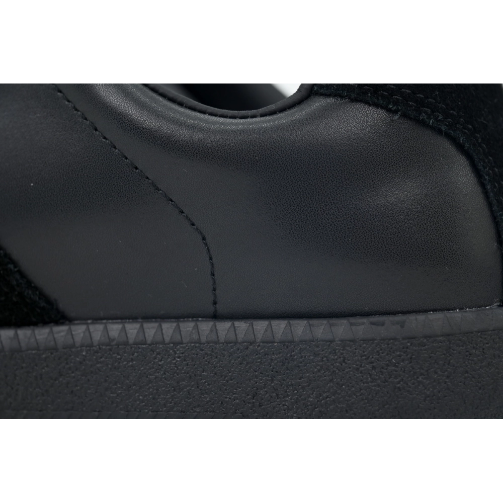 Maison Margiela Replica Sneaker Black