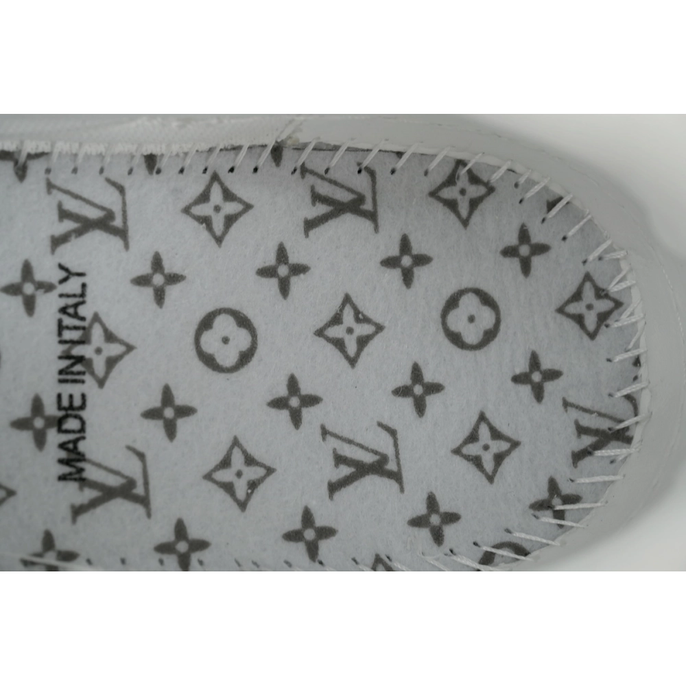 Louis Vuitton Trainer White Green Rivets