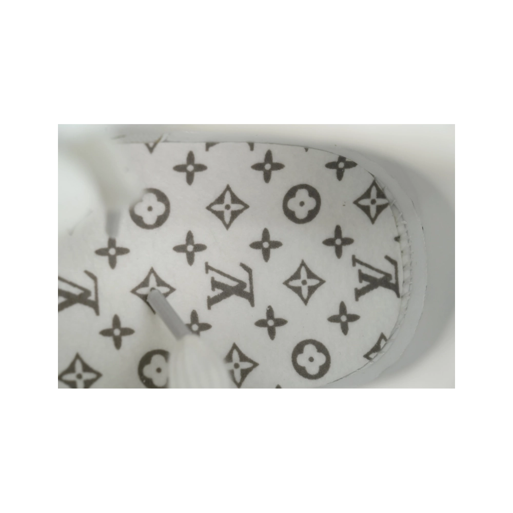 Louis Vuitton Trainer White Green