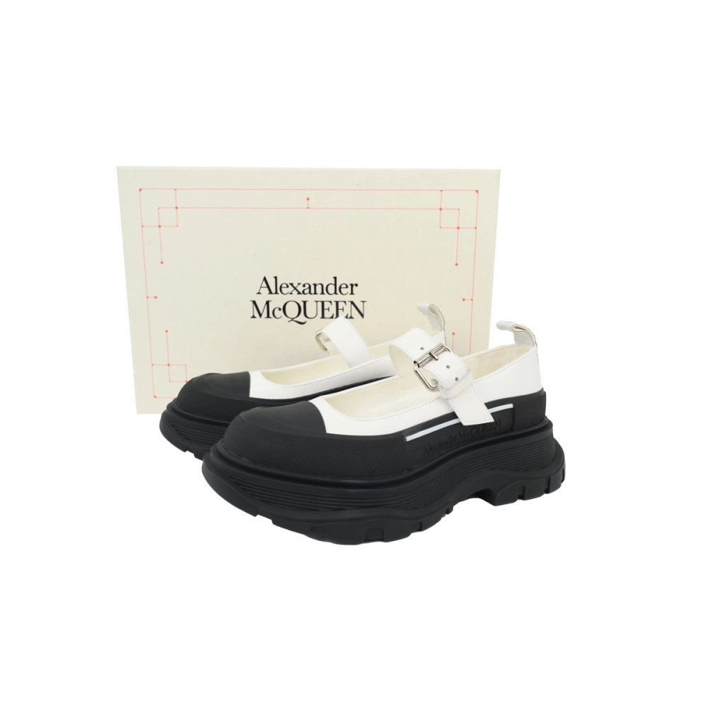 Alexander McQueen Womens Tread Slick Mary Jane In White