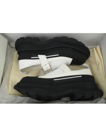 Alexander McQueen Womens Tread Slick Mary Jane In White