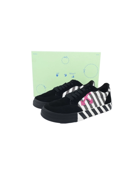 Off-White Vulc Low Black White OMIA085R20C210180129
