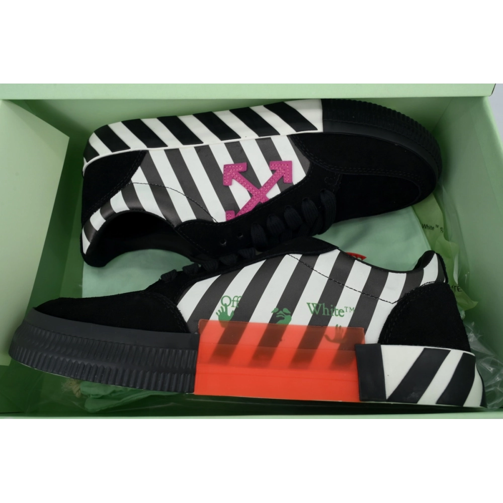Off-White Vulc Low Black White OMIA085R20C210180129