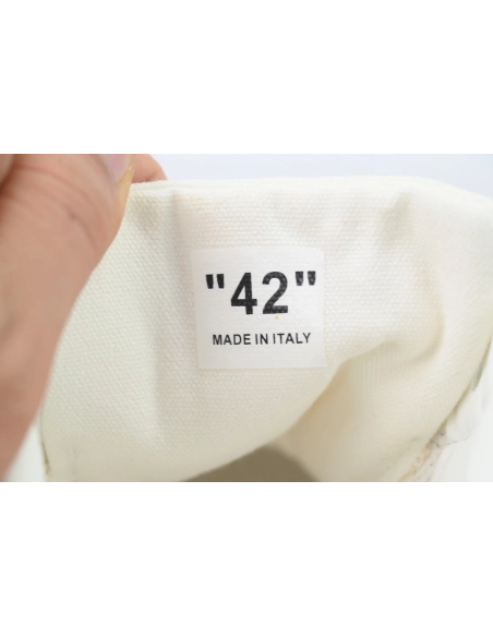 Off-White Vulc Low Top White OMIA085E183510010100