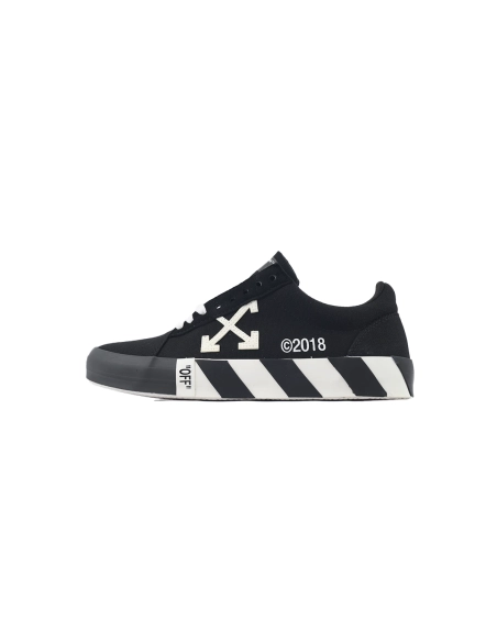 Off-White Vulc Low Top Black OMIA085E183510011000