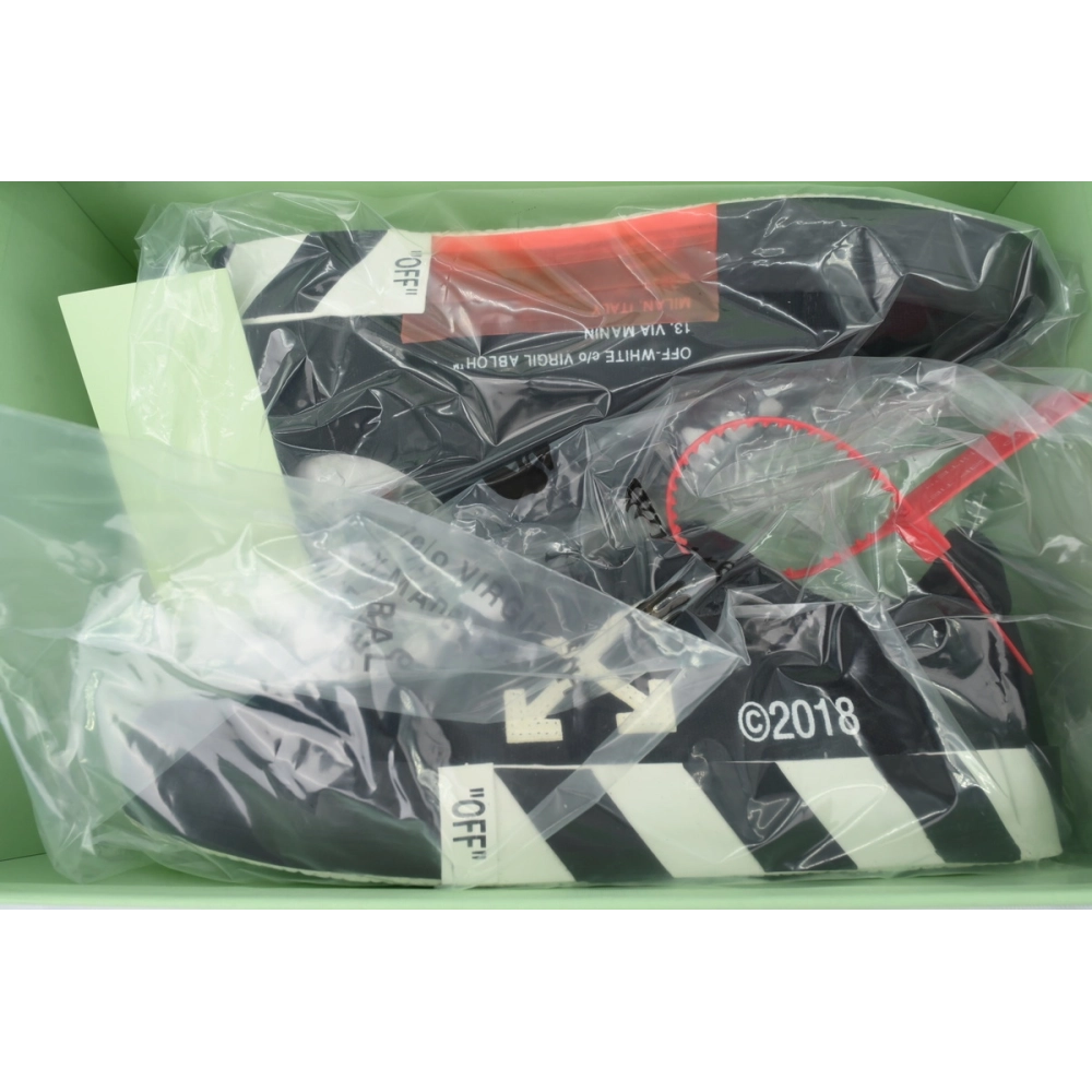 Off-White Vulc Low Top Black OMIA085E183510011000