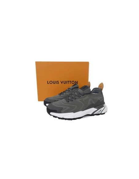 Louis Vuitton Runner Tatic Sneaker Grayish White