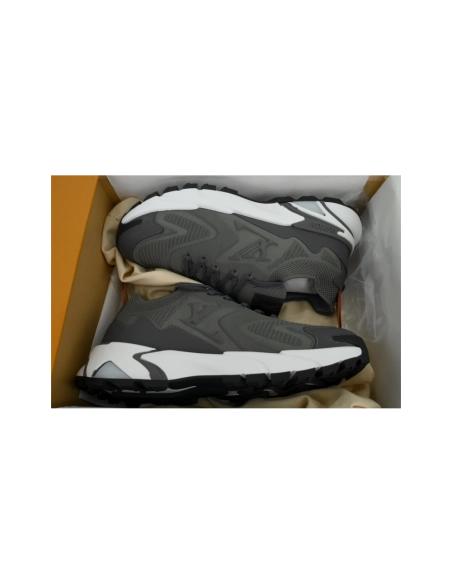 Louis Vuitton Runner Tatic Sneaker Grayish White