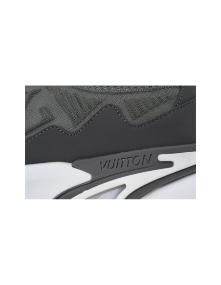 Louis Vuitton Runner Tatic Sneaker Grayish White