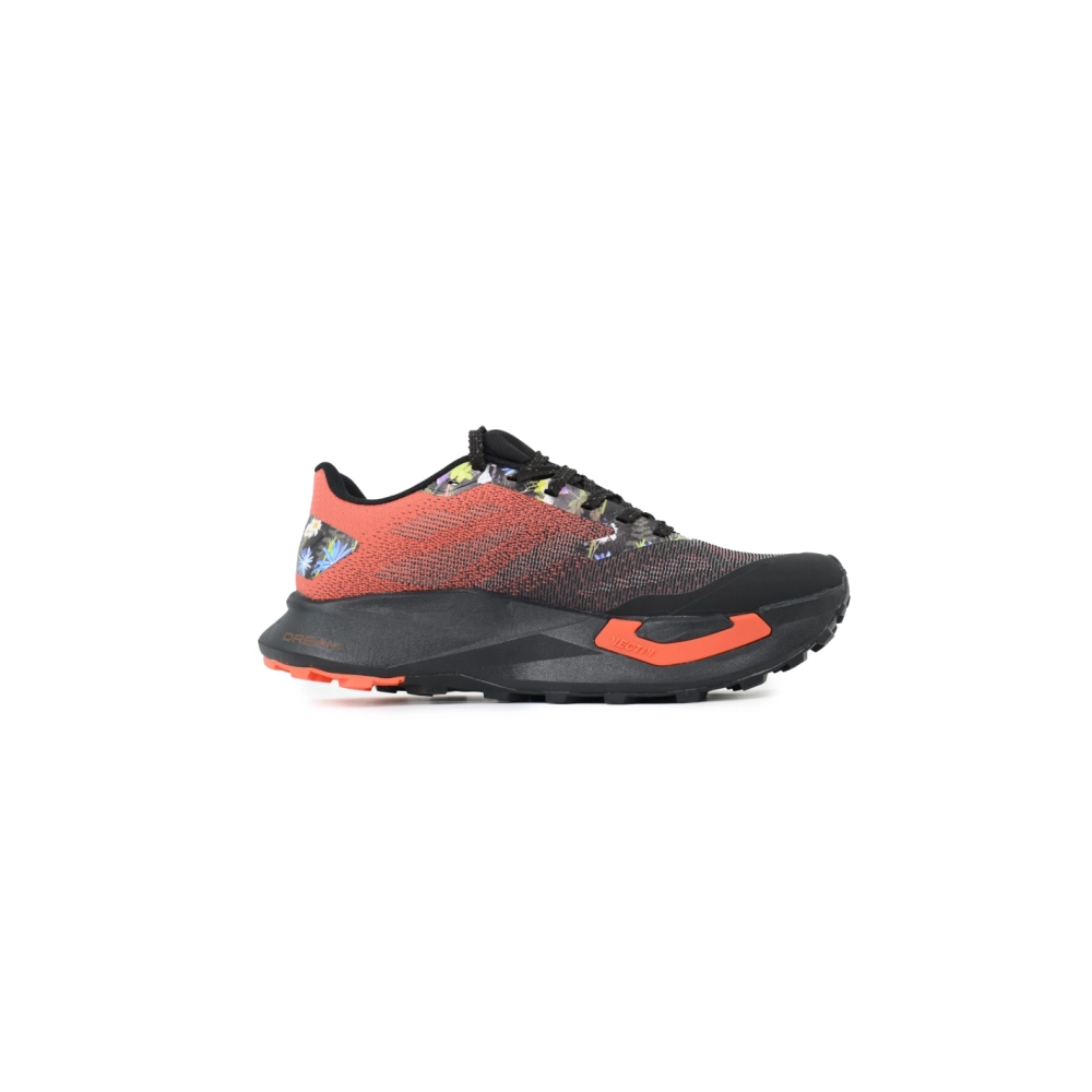 The North Face Vectiv Enduris 4 Orange