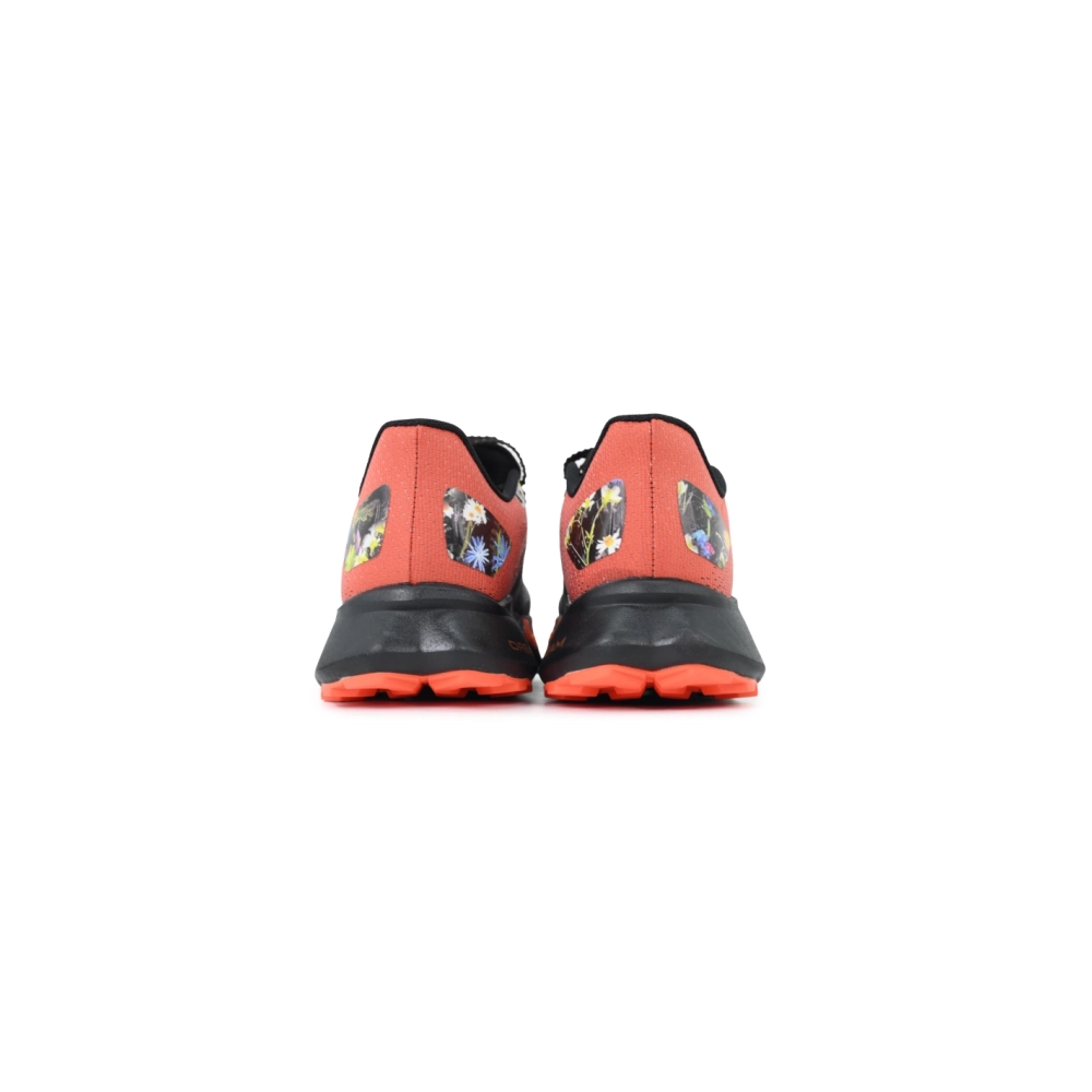 The North Face Vectiv Enduris 4 Orange