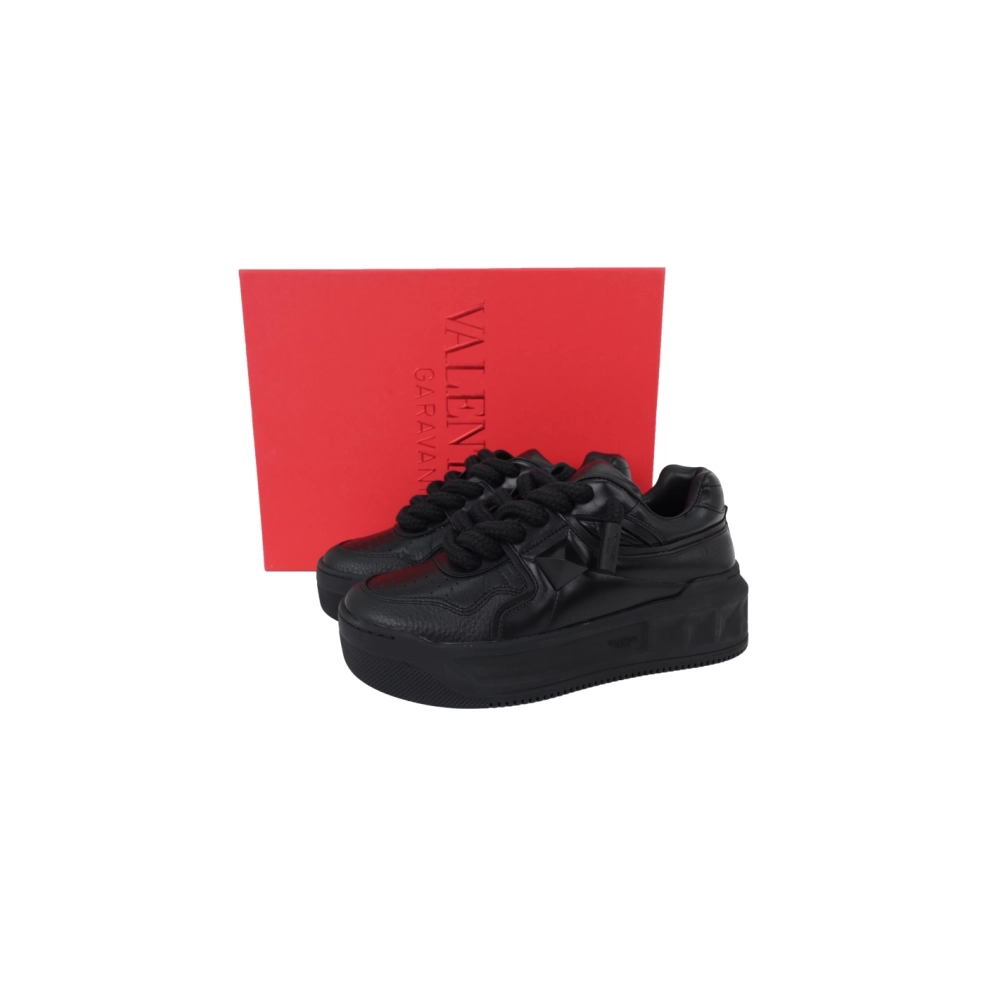 Valentino Garavani Low Top Chunky Sneakers Leather Black