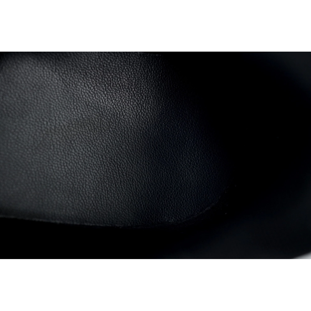 LV BUTTERSOFT Sneaker Lambskin/Plain Calf Leather Black 1AIKEO