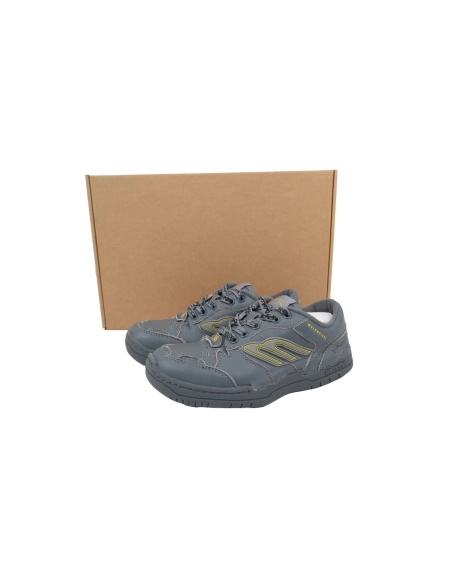 Balenciaga Hamptons Worn-out Trainers Grey 841765 WCURB 9141