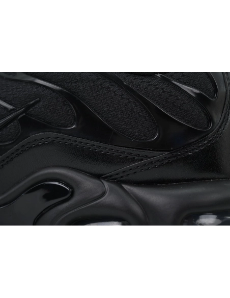 Nike Air Max Plus Triple Black 604133-050