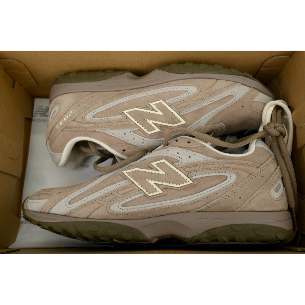 New Balance 204L Mushroom Arid Stone U204LMMA