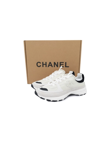 Chanel Interlocking CC Logo Calfskin Suede Calfskin Sneakers White