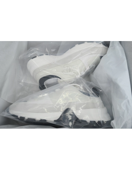 Chanel Interlocking CC Logo Calfskin Suede Calfskin Sneakers White