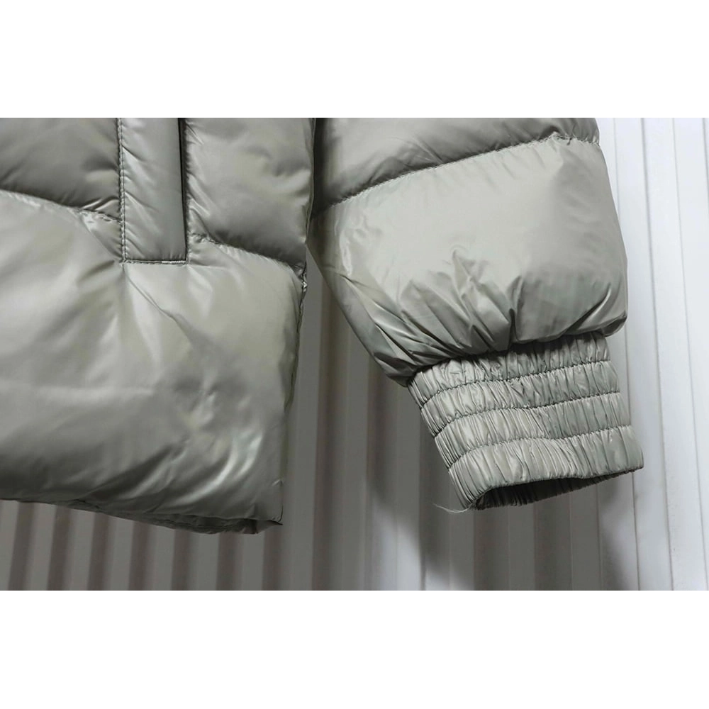 Moose Knuckles Stand Collar Large Check Down Jacket TSK1,Moose Knuckles