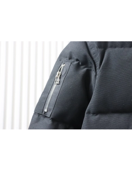 Moose Knuckles classic down jacket with front zipper,Moose Knuckles