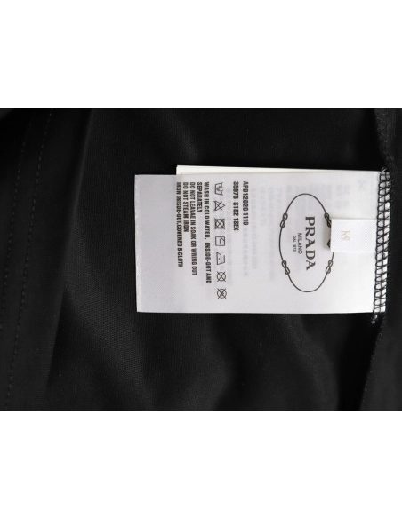 Prada with triangle logo and lettering on the chest T-shirt,Prada