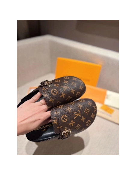 Louis Vuitton Cosy Flat Comfort Clog 1AAW6T,Louis Vuitton Slides