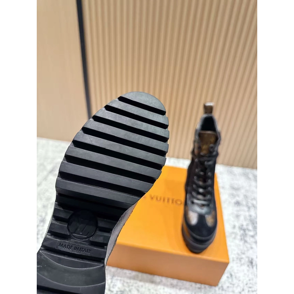 Louis Vuitton Laureate Desert Boot 1A4XY1,Louis Vuitton Boots