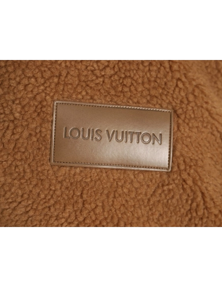 Louis Vuitton leather logo shearling stand-collar jacket,Louis Vuitton