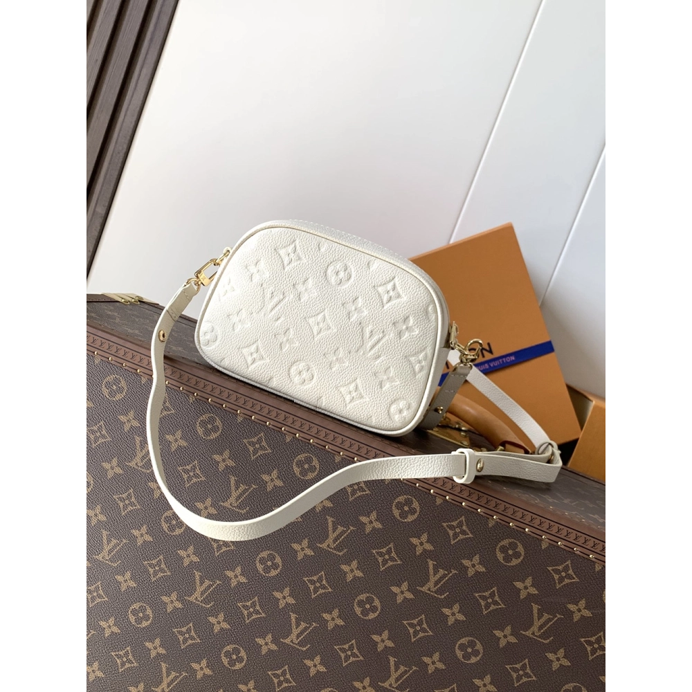 Louis Vuitton Tiny Camera Bags M26509 13X6X19cm,Louis Vuitton Bags