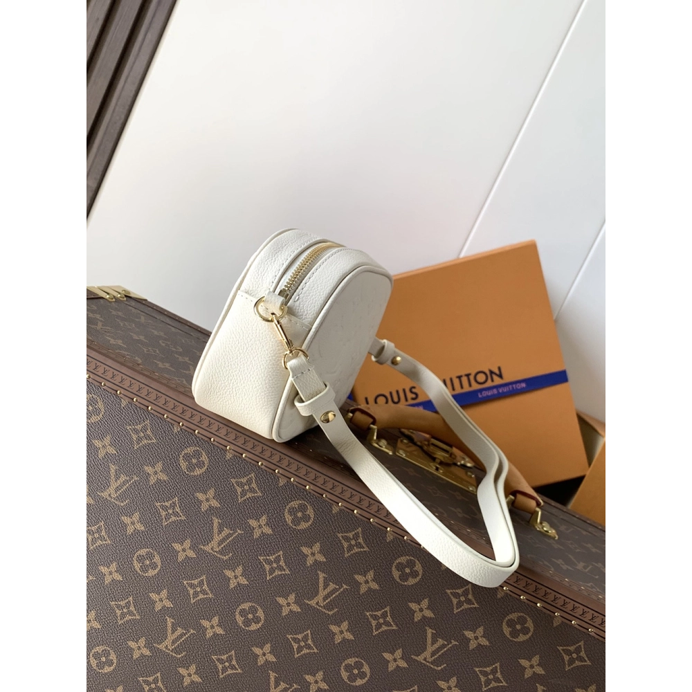 Louis Vuitton Tiny Camera Bags M26509 13X6X19cm,Louis Vuitton Bags