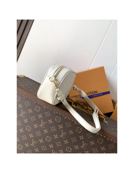 Louis Vuitton Tiny Camera Bags M26509 13X6X19cm,Louis Vuitton Bags