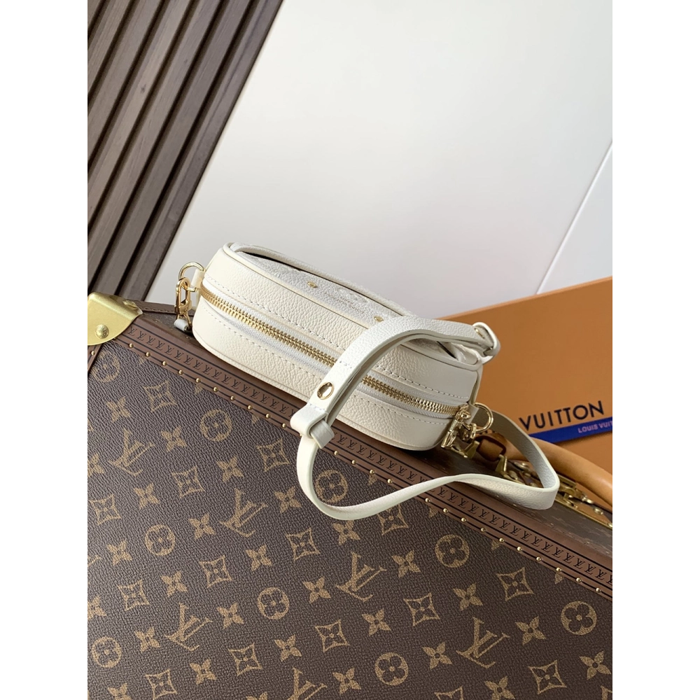 Louis Vuitton Tiny Camera Bags M26509 13X6X19cm,Louis Vuitton Bags