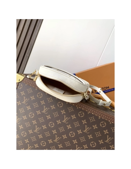 Louis Vuitton Tiny Camera Bags M26509 13X6X19cm,Louis Vuitton Bags